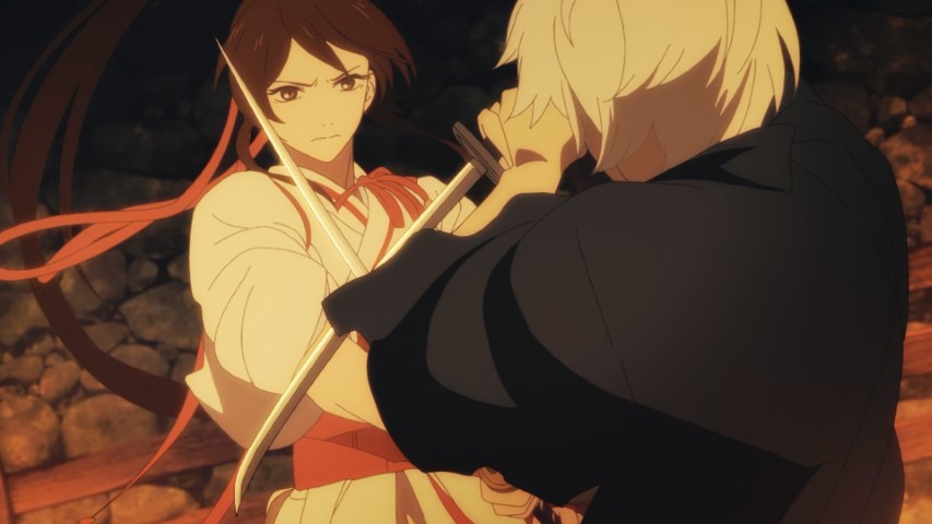 Screenshots of the protagonists in a sword fight